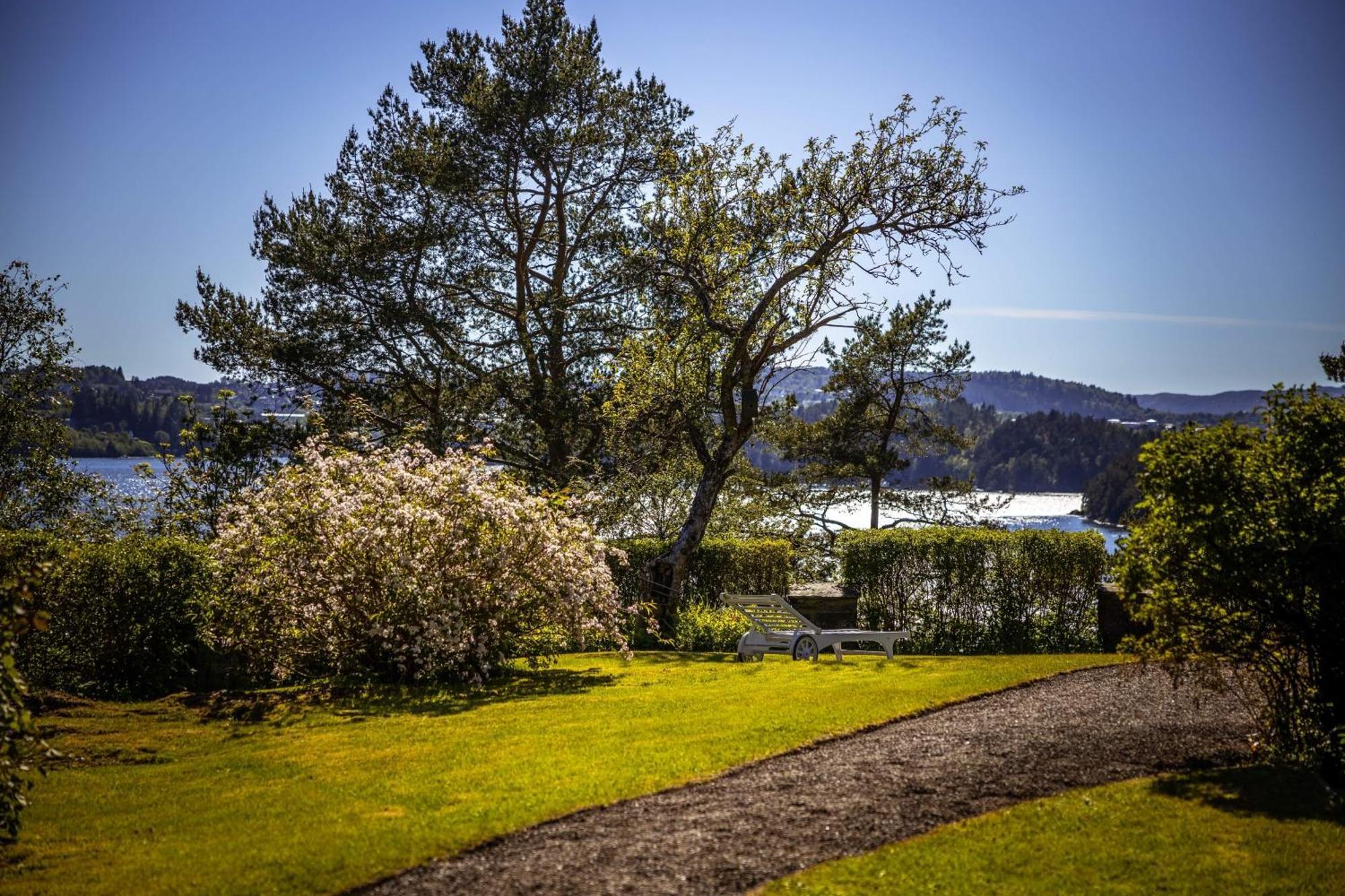 Unique Victorian Villa With Private Coastline Bergen Exteriér fotografie