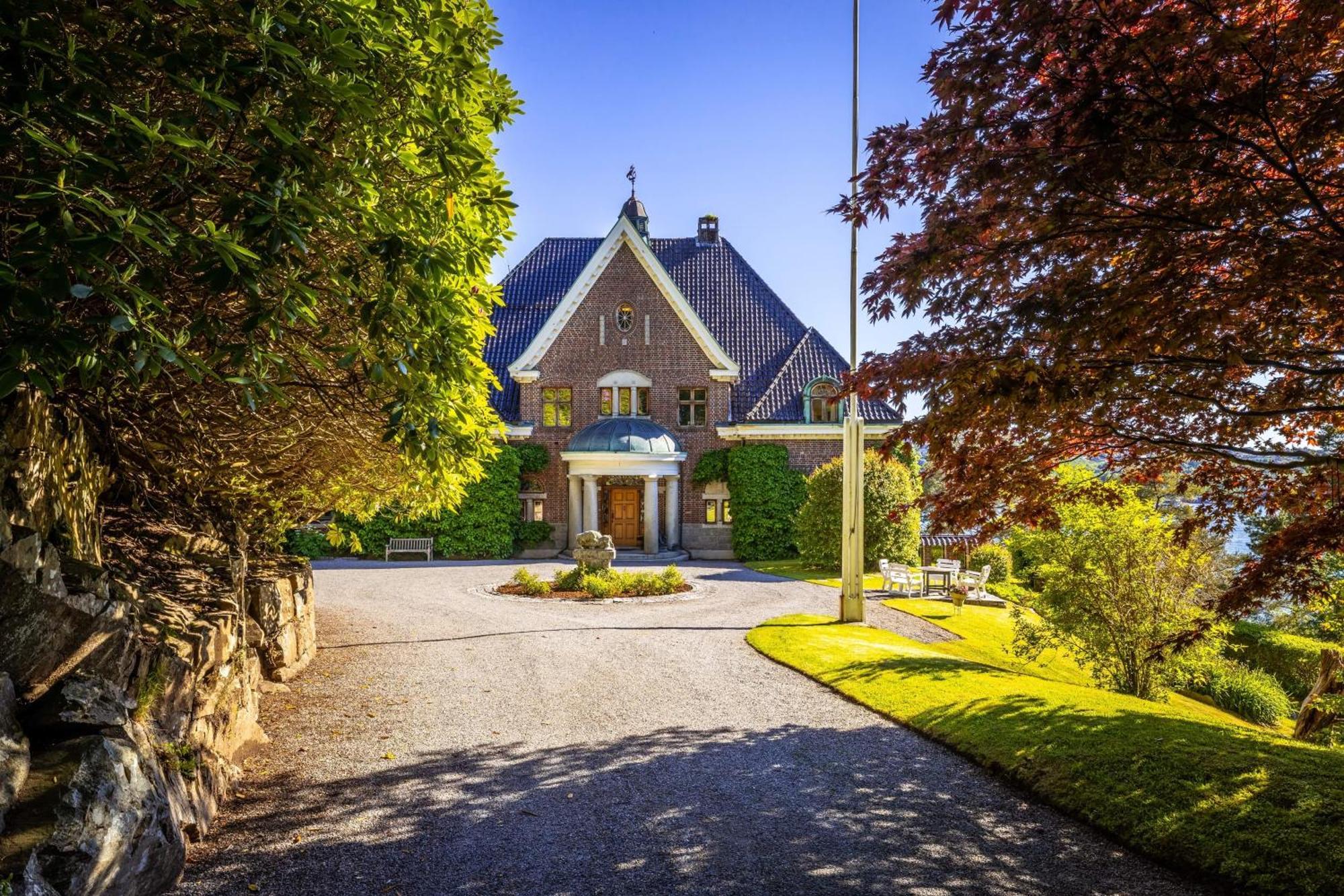 Unique Victorian Villa With Private Coastline Bergen Exteriér fotografie